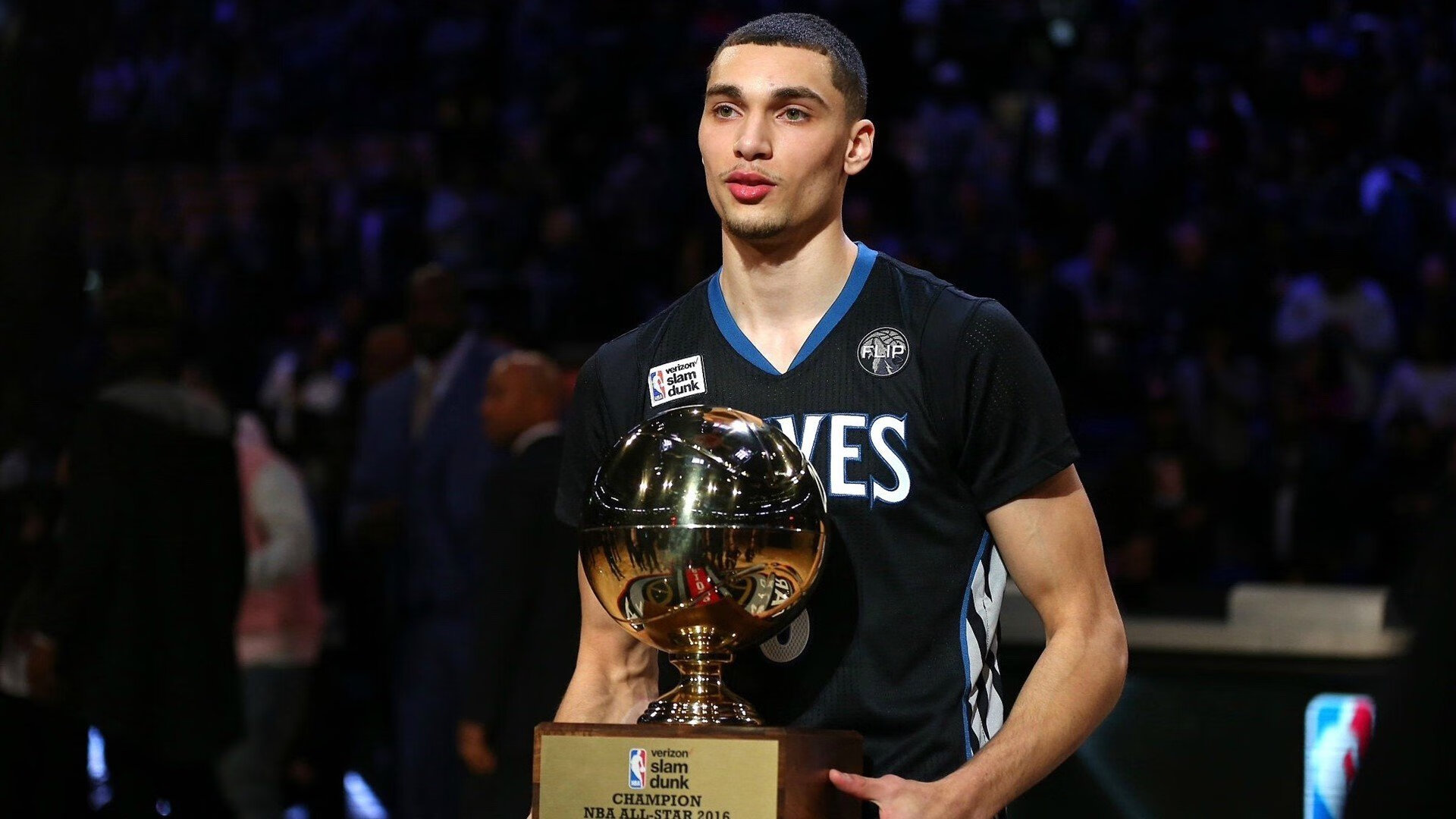 九游体育入口-库里一人改变NBA防守规则!勇士申花意甲全看呆